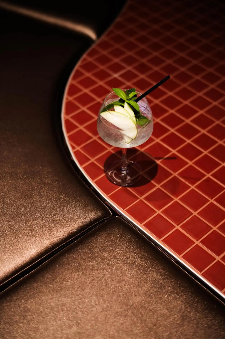 Photo - You Hotel Budapest - Handwritten Collection