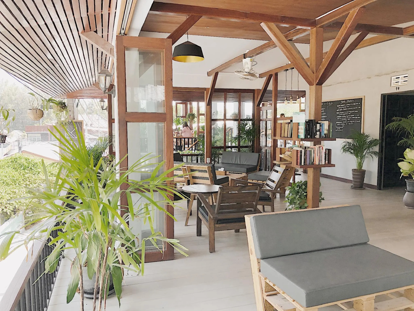 Photo - The Reef Hotel & Studios