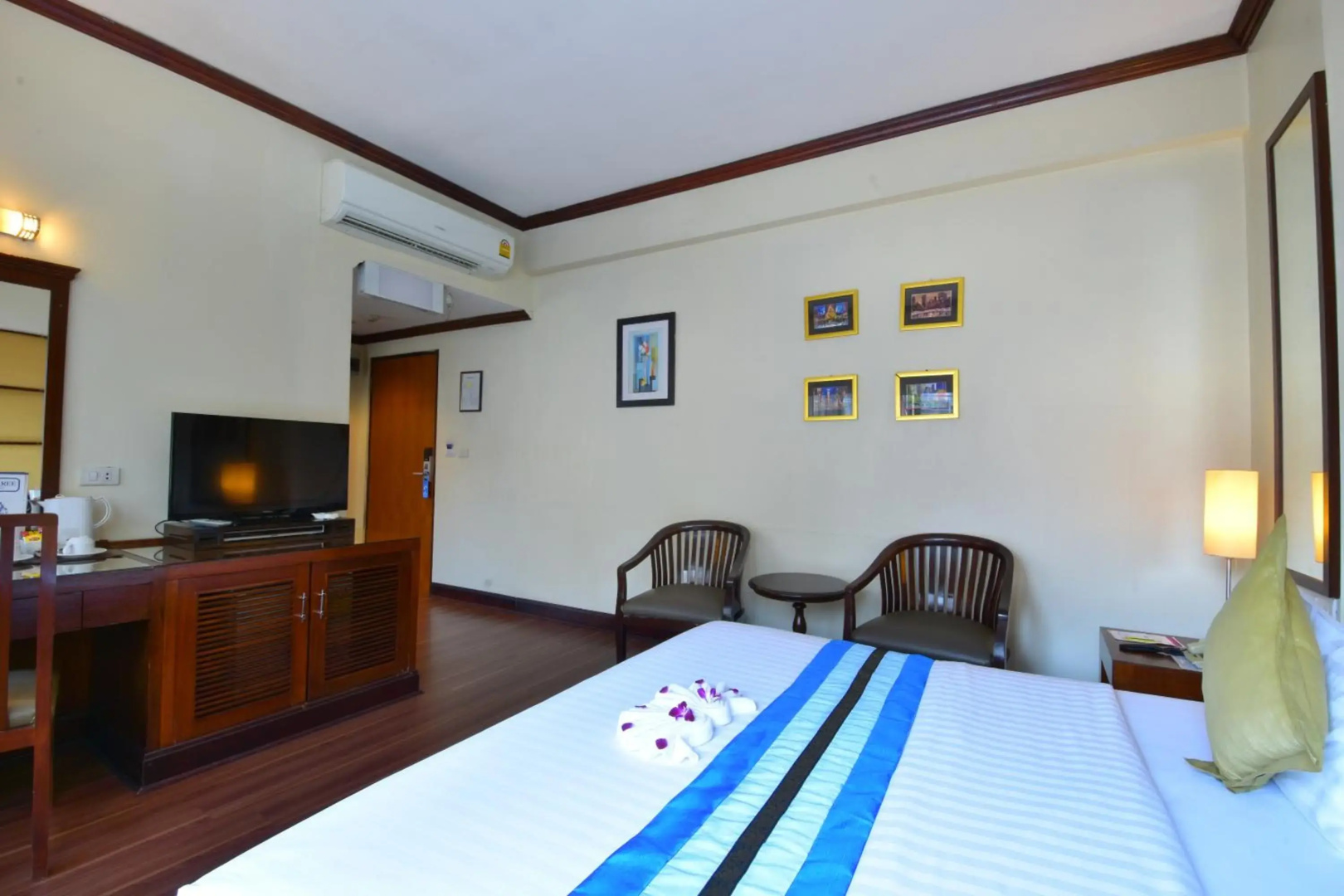 Photo - Grand Business Inn