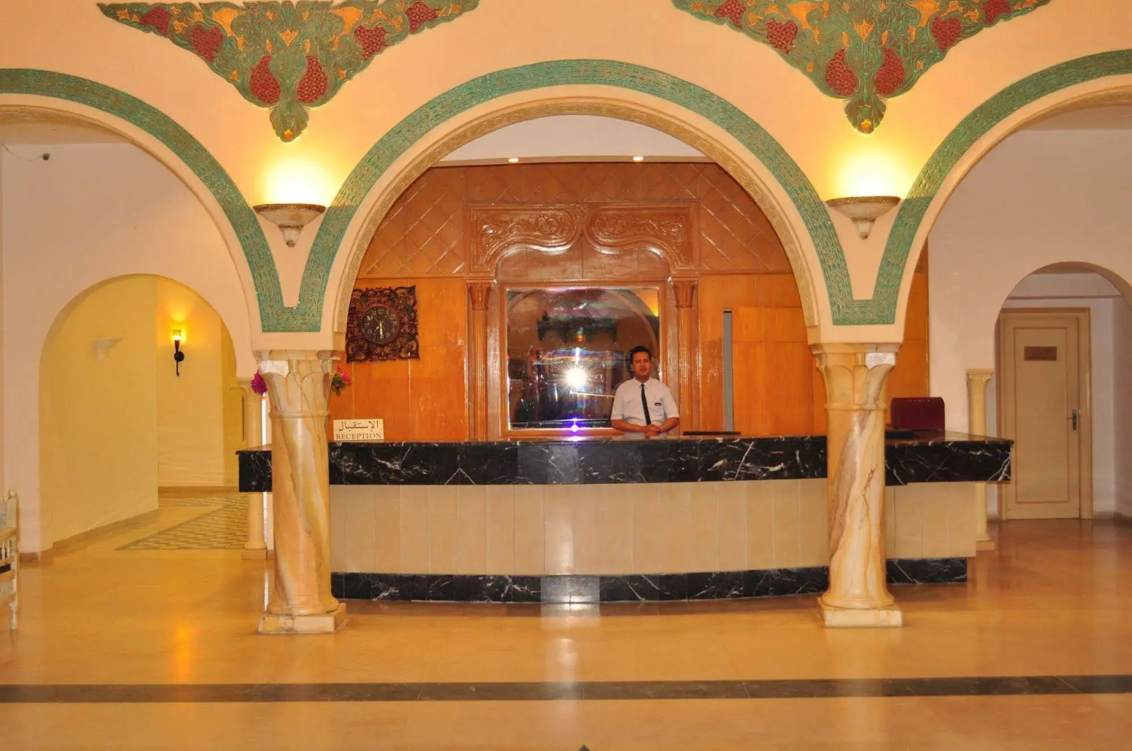 Photo - Zodiac Hotel