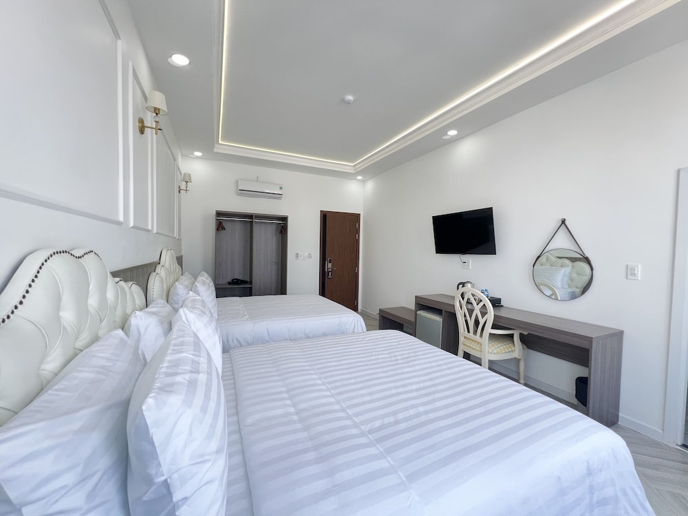 Paris Hotel