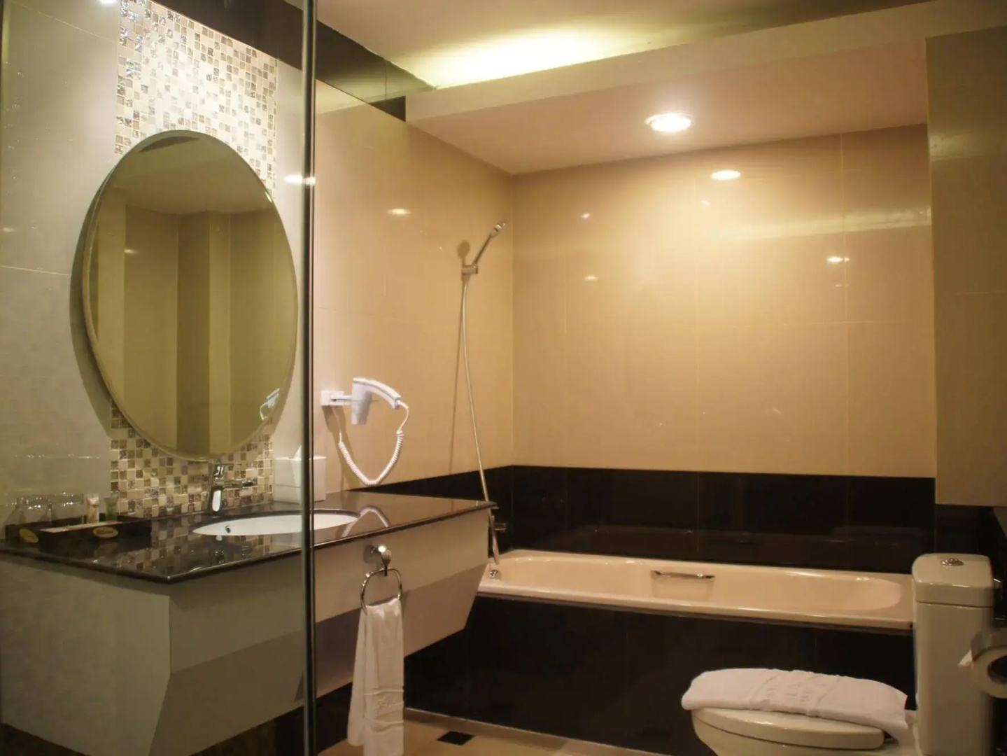 Photo - Hotel Balairung Jakarta
