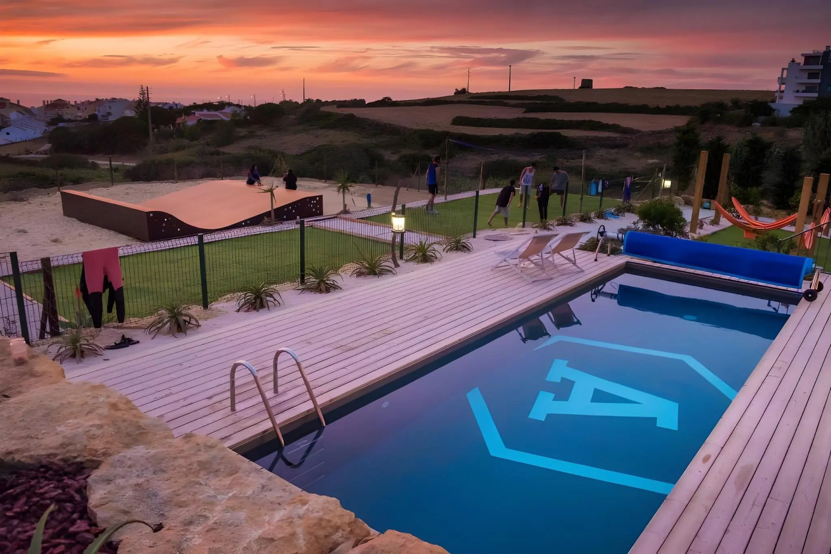 Foto - WOT Ericeira Surf Social