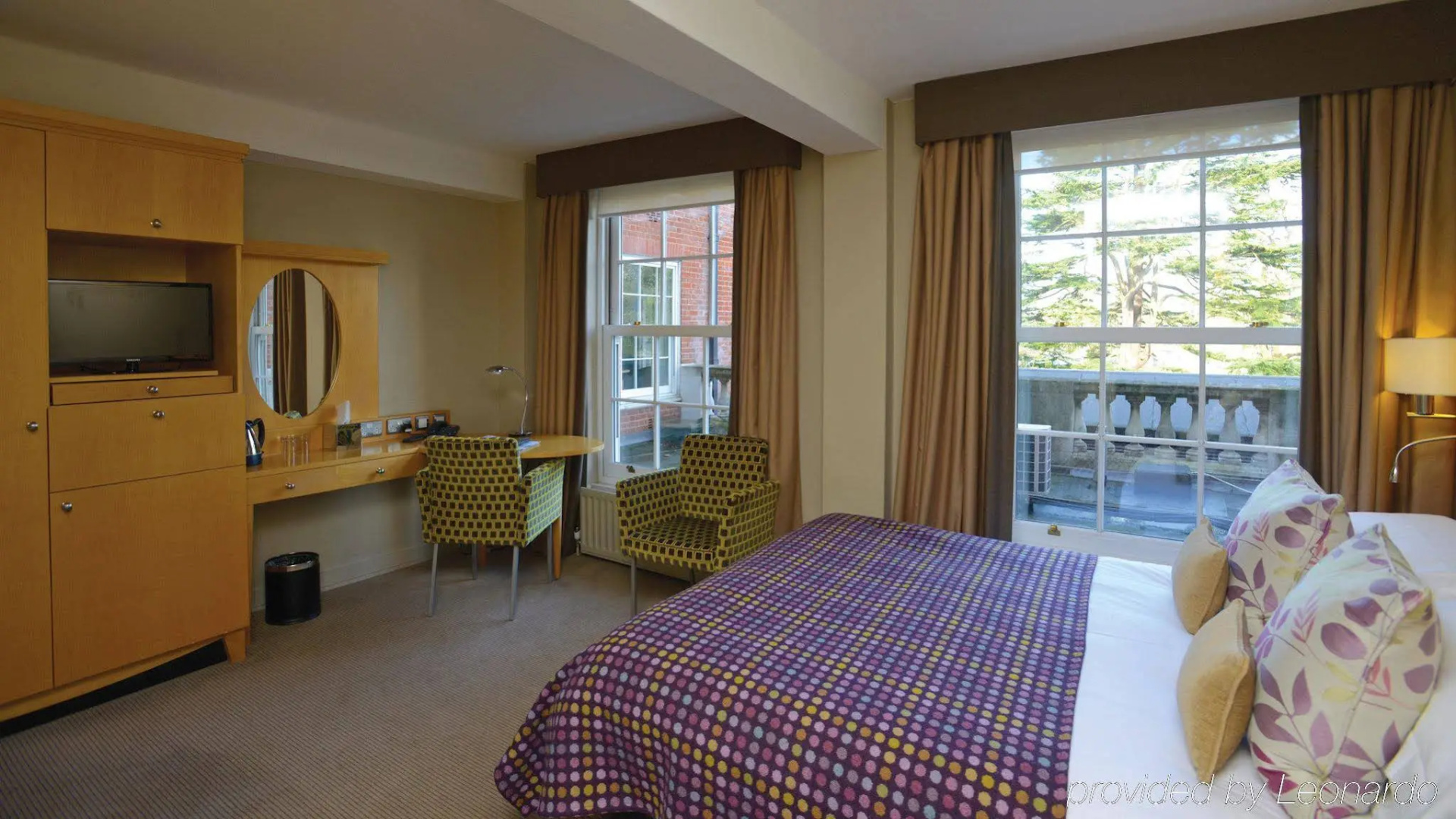 Foto - The Lensbury Resort