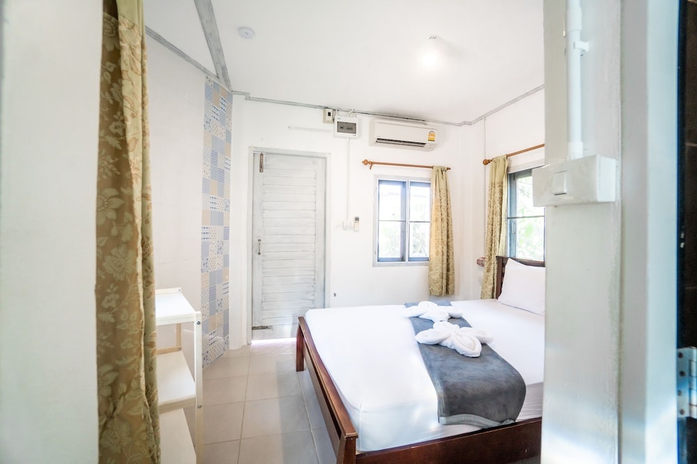 Slumber Party Koh Tao