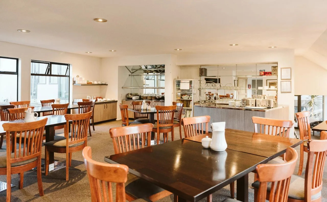 Photo - Garden Court Suites And Apartments