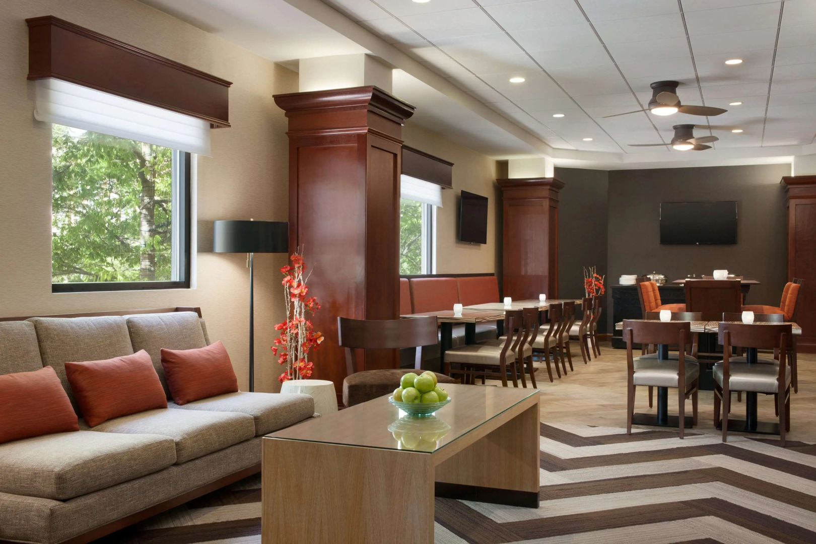 Photo - Hilton Arlington