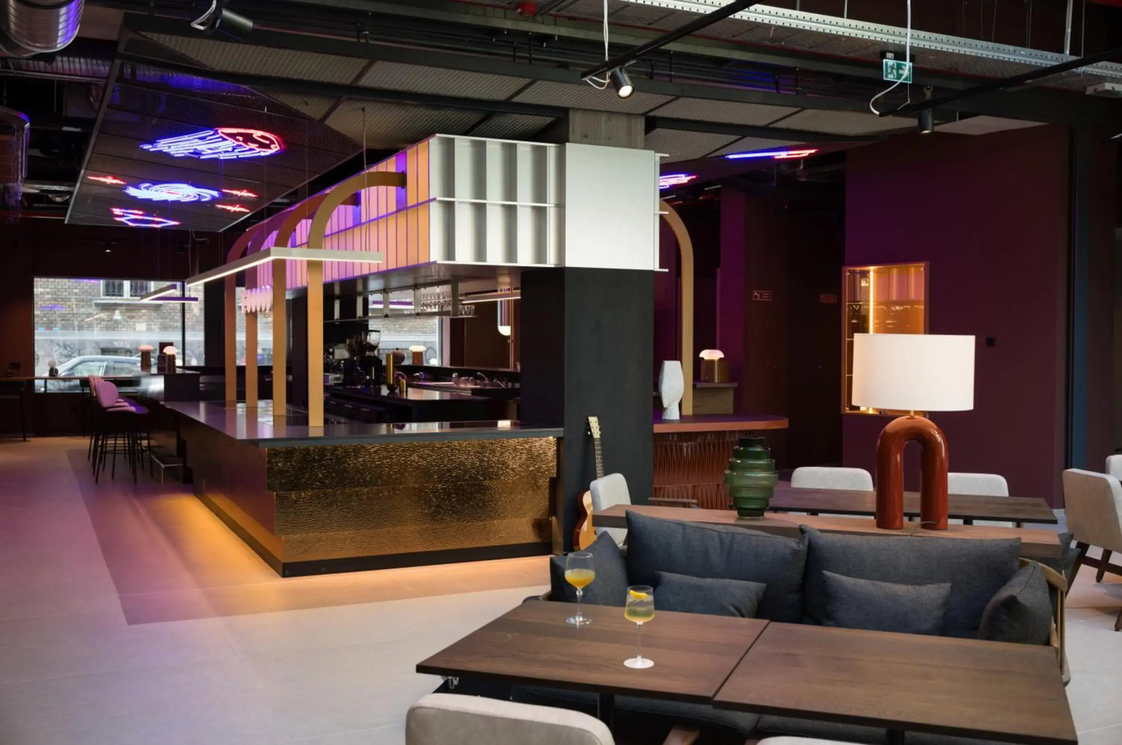 Photo - You Hotel Budapest - Handwritten Collection