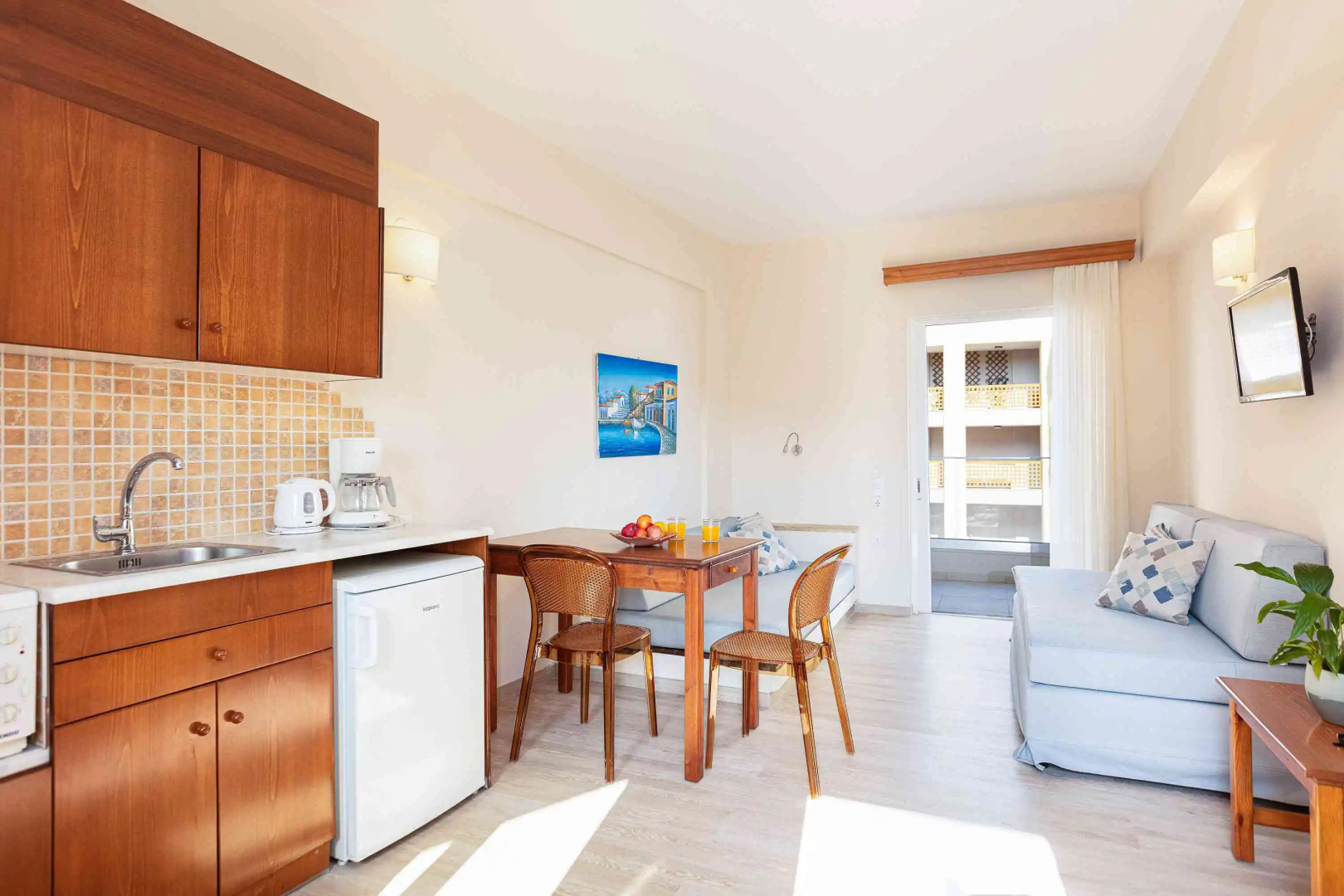 Photo - Batis Aero Beachfront Wellbeing Hotel