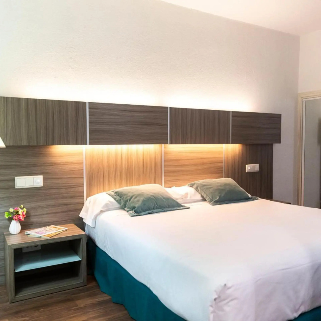 Photo - Hotel Serrano