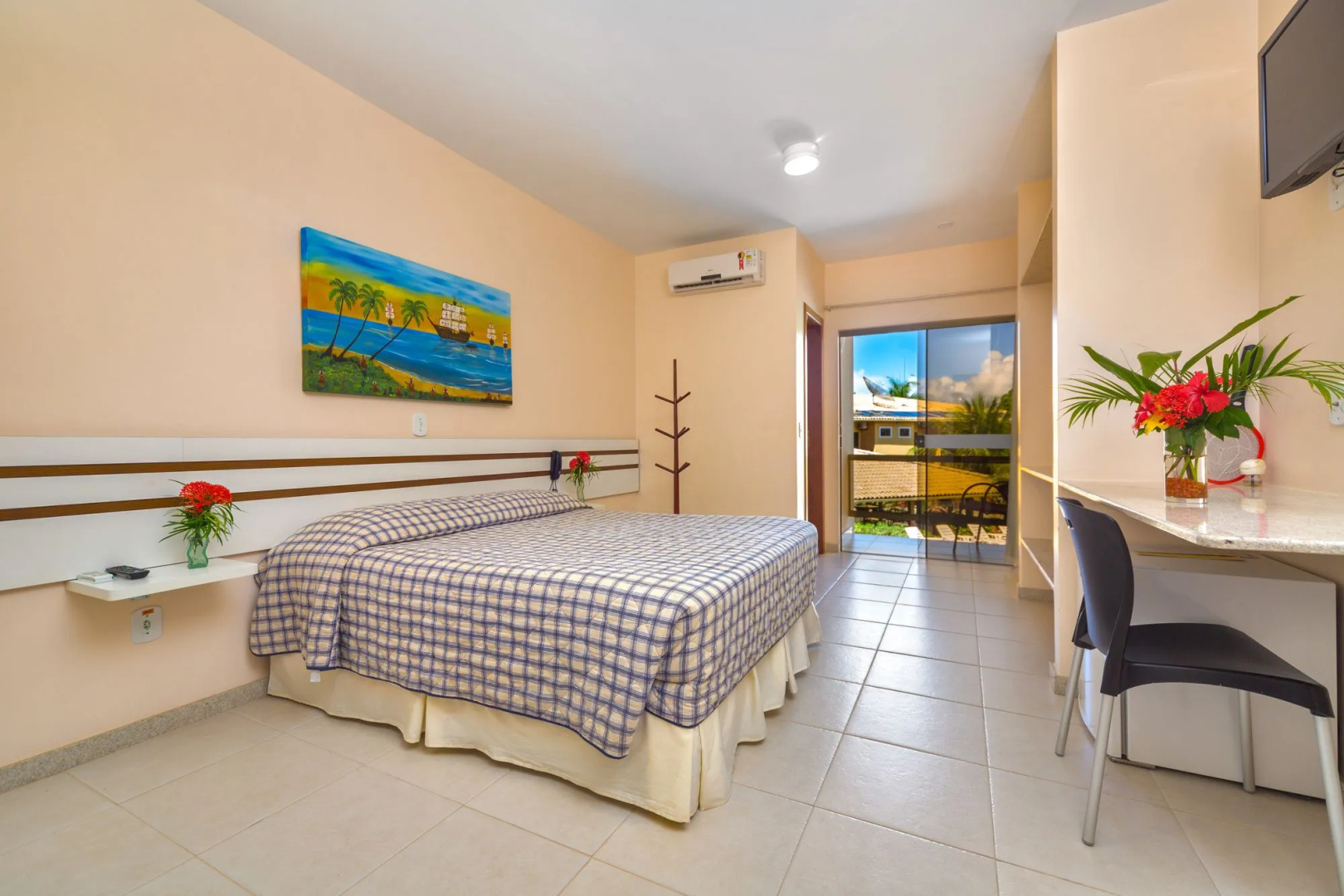 Foto - Porto Geraes Praia Hotel