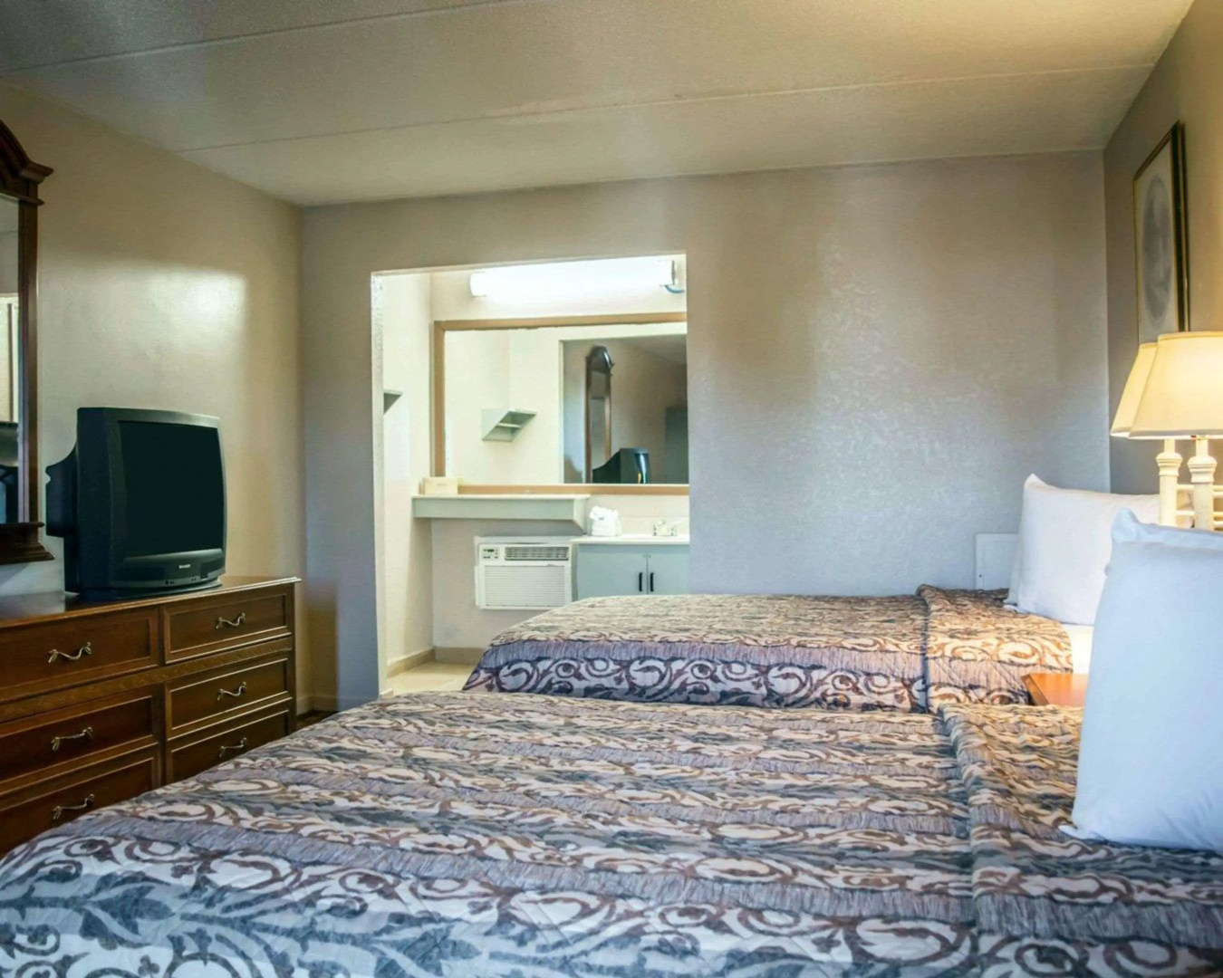 Photo - Rodeway Inn Clearwater - Dunedin