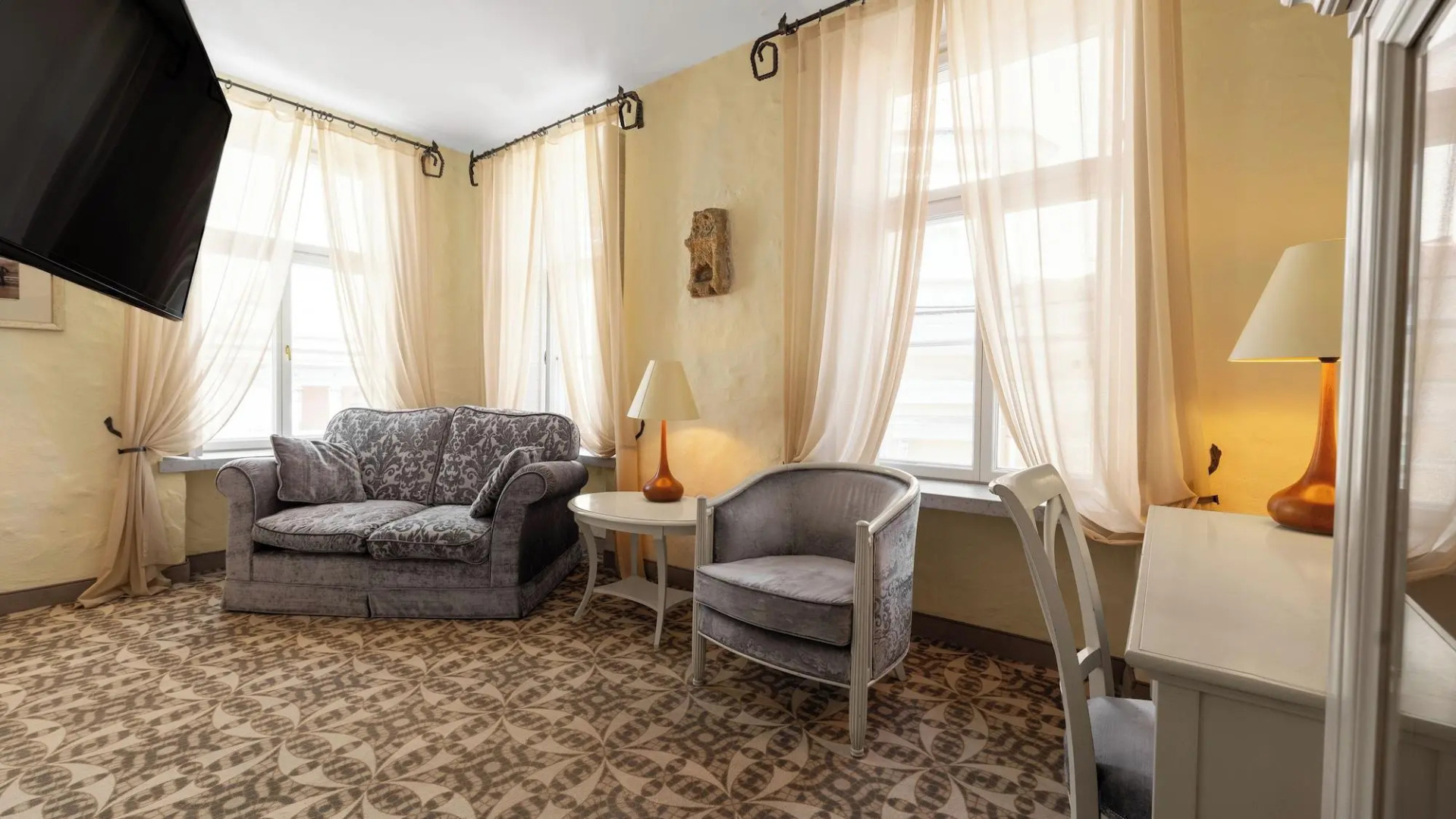 Photo - Rixwell Collection Savoy Boutique Hotel