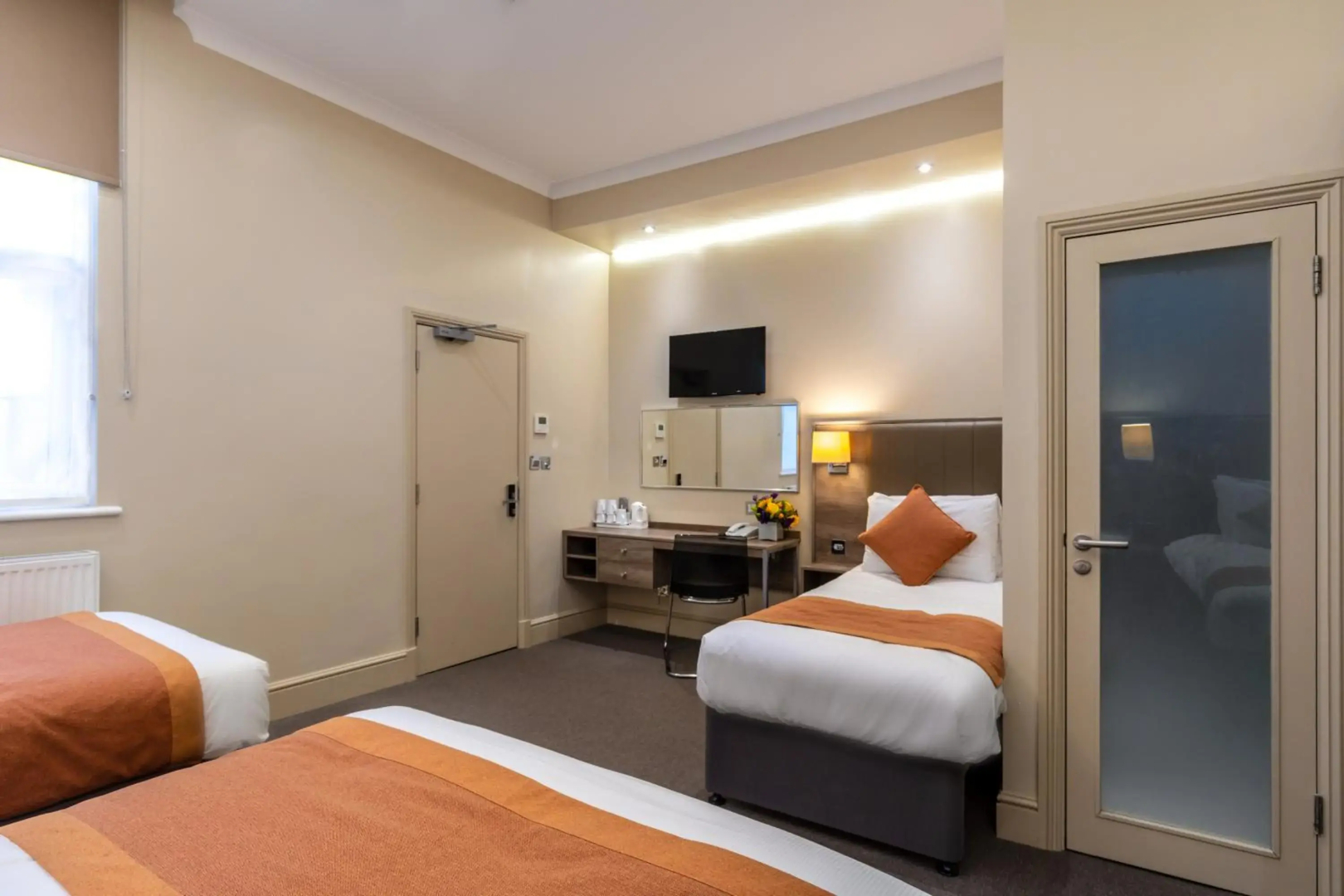 Photo - Sidney Hotel London-Victoria