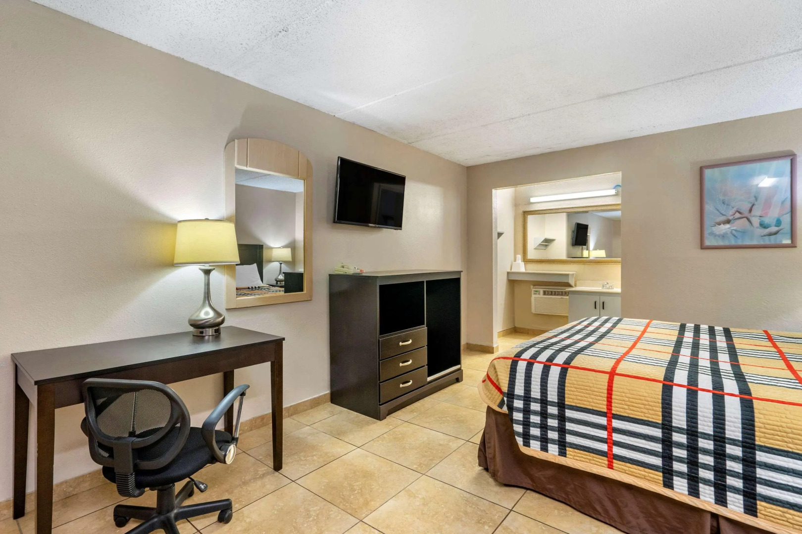 Photo - Rodeway Inn Clearwater-Dunedin