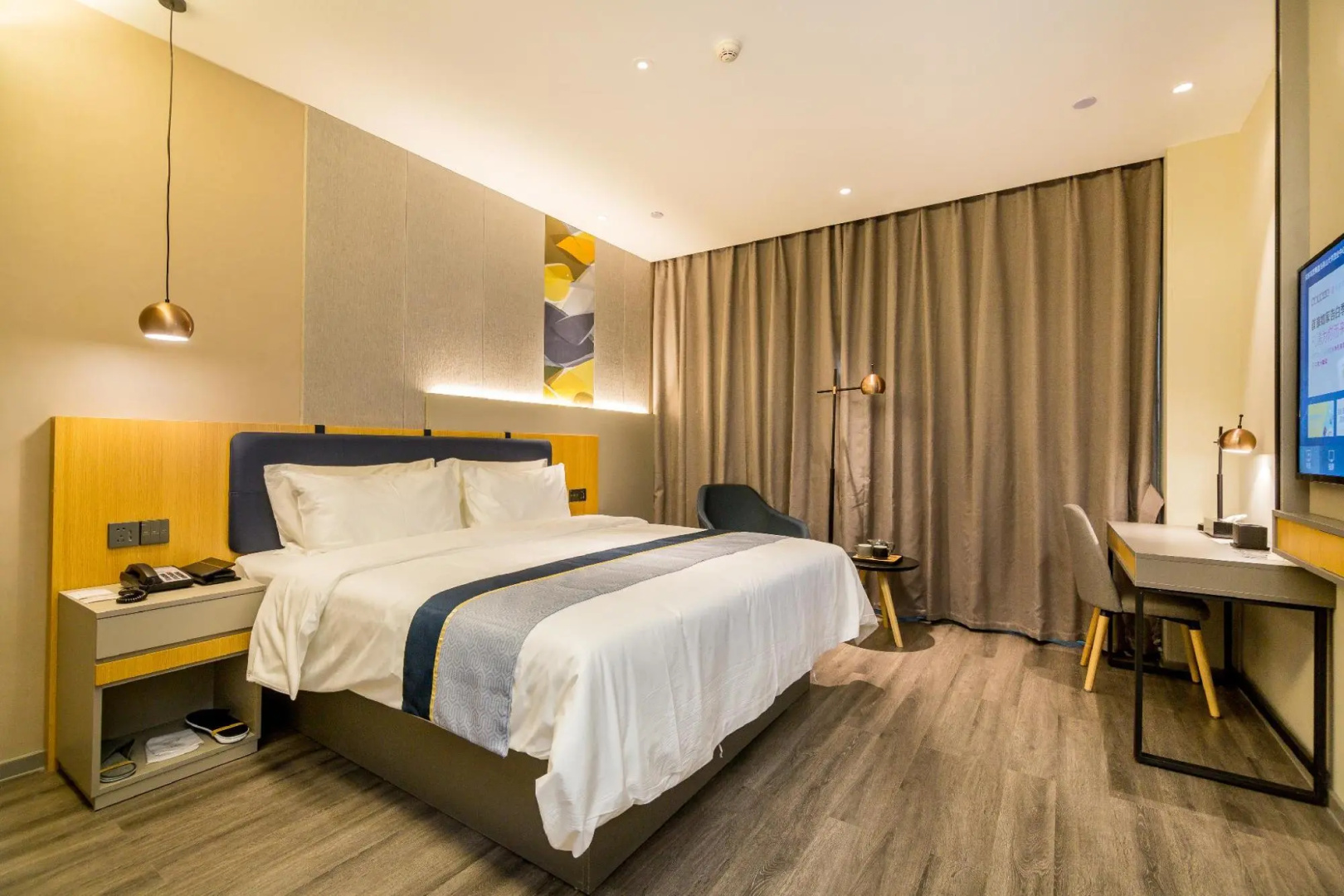 Homeinn Selected Hotel (Qinhuangdao Haigang District Yanshan University Maoye Center)
