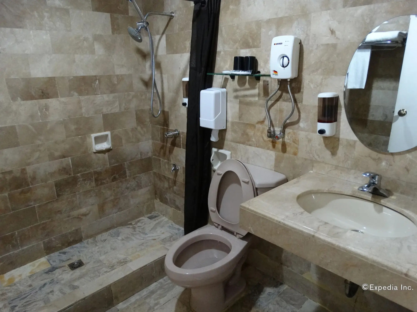 Foto - White Knight Hotel Intramuros