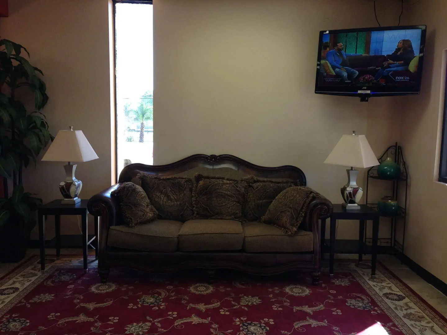 Foto - Travel Inn & Suites