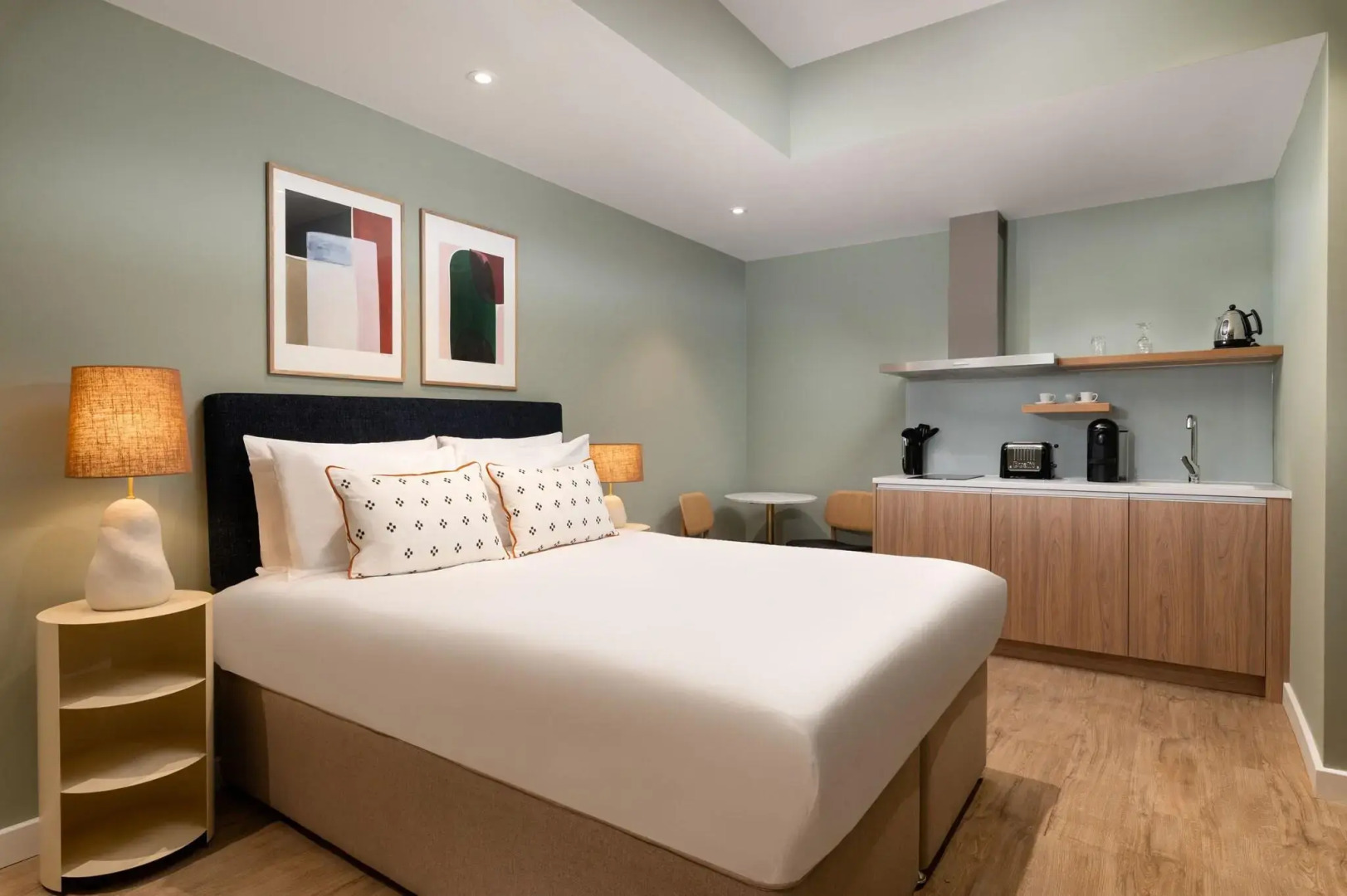 Photo - The Lincoln Suites