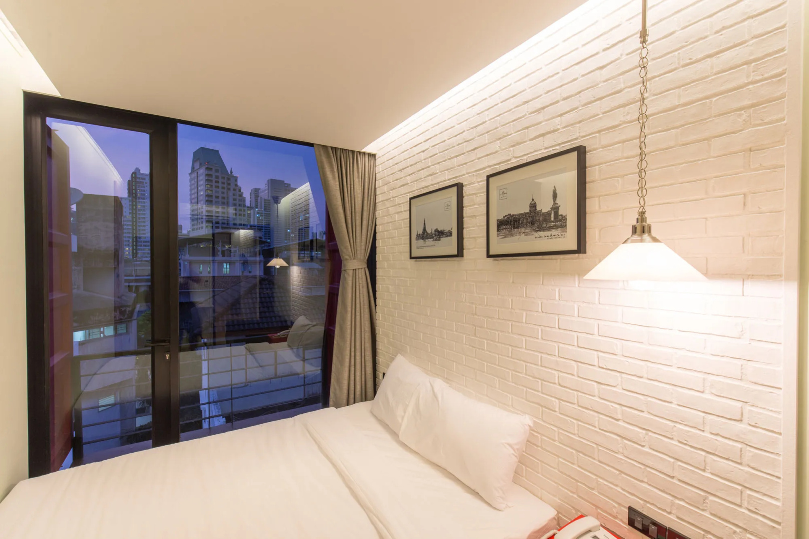 Foto - Sleep Box Hotel Sukhumvit 22