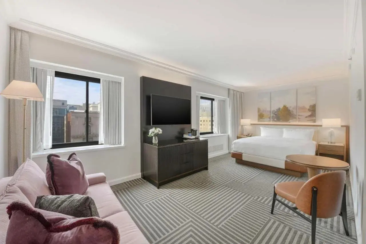 Photo - Capital Hilton