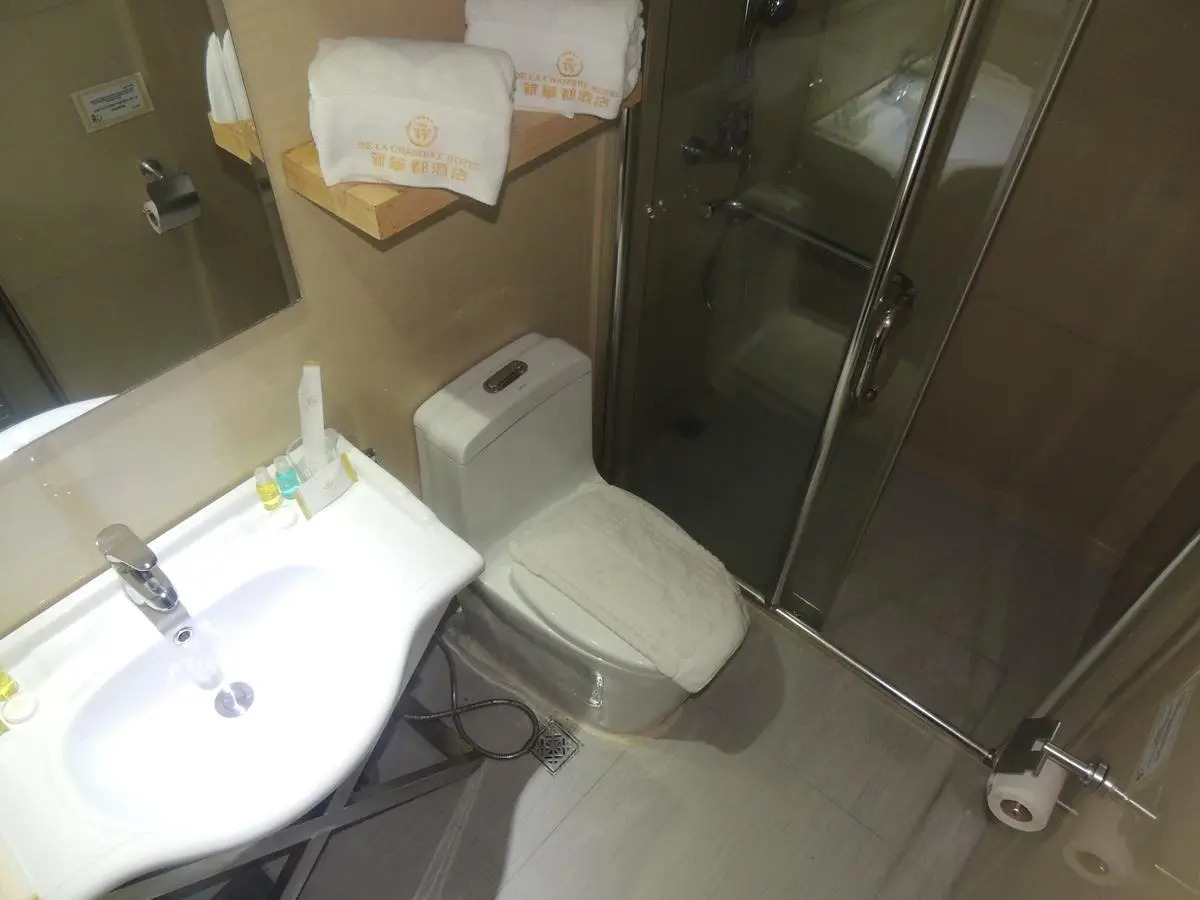 Photo - Dela Chambre Hotel