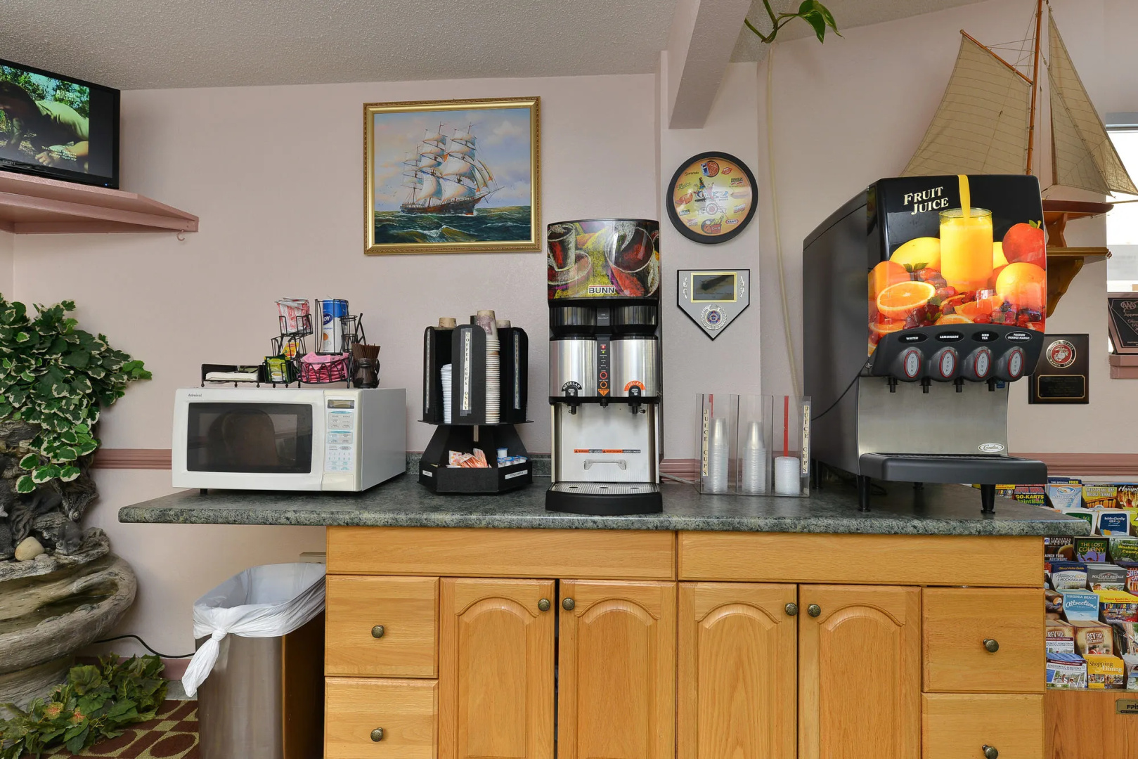 Photo - SureStay Hotel by Best Western Virginia Beach Royal Clipper
