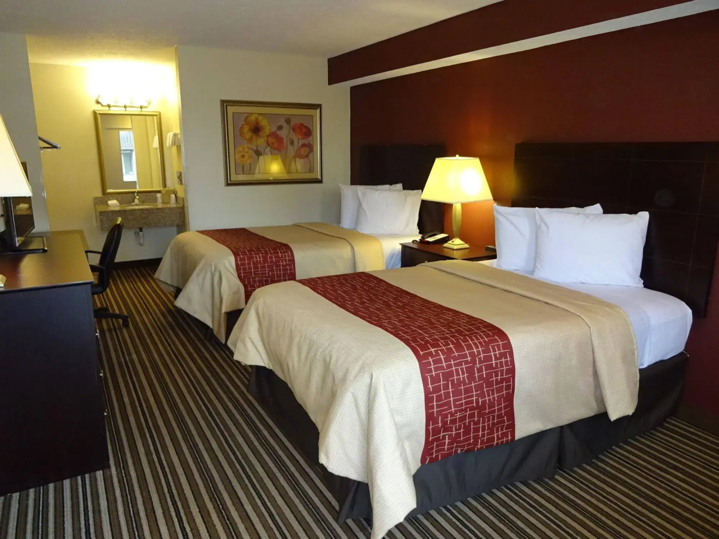 Photo - Red Roof Inn Indianapolis - Castleton