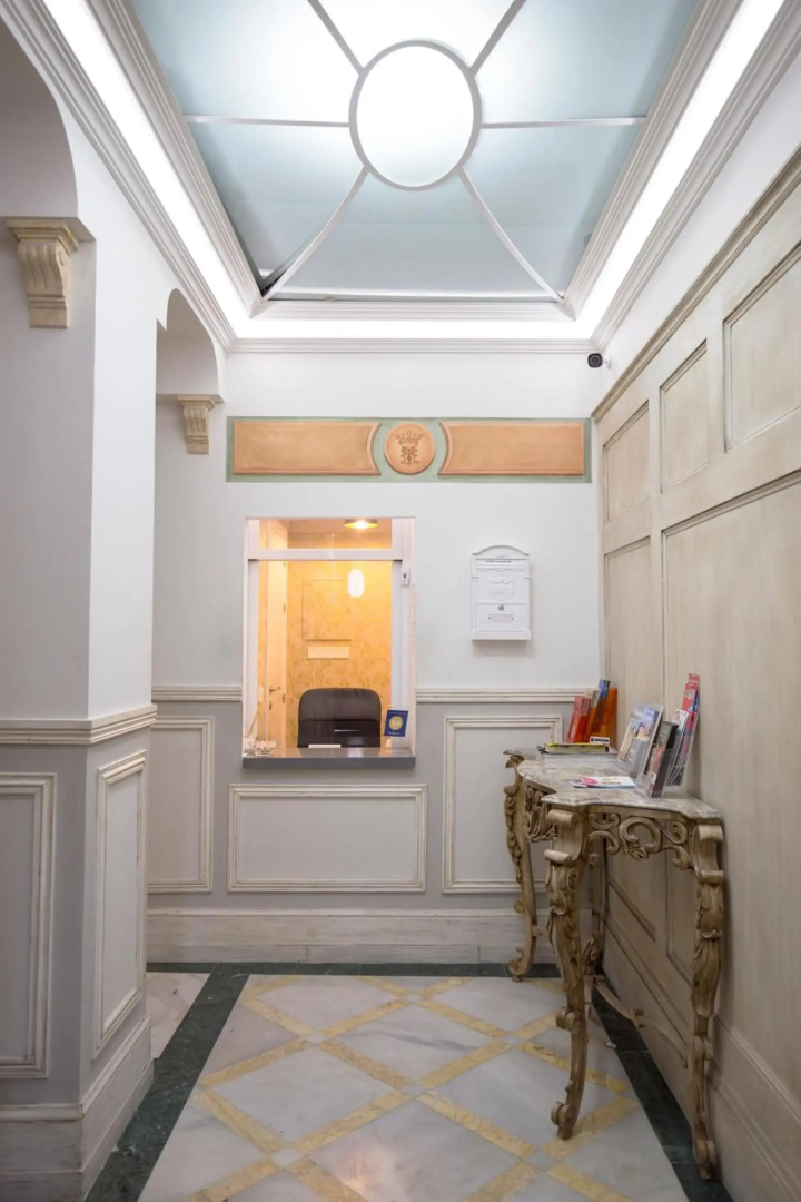 Photo - Oriente Palace Apartments