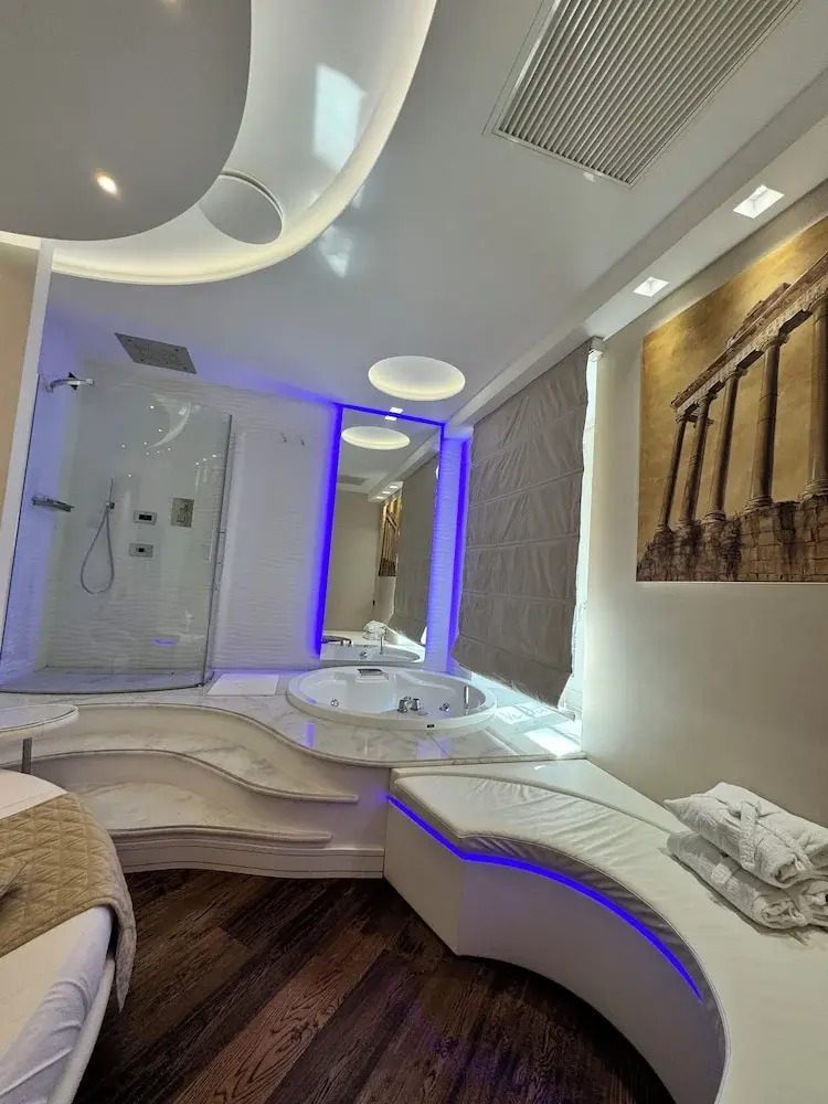 Photo - LUX Suites in Roma