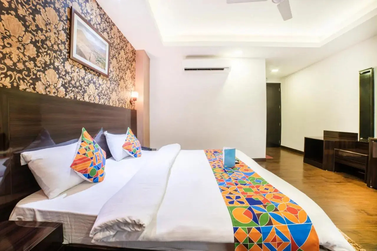 Foto - FabHotel Galaxy - Nr Patel Nagar Metro