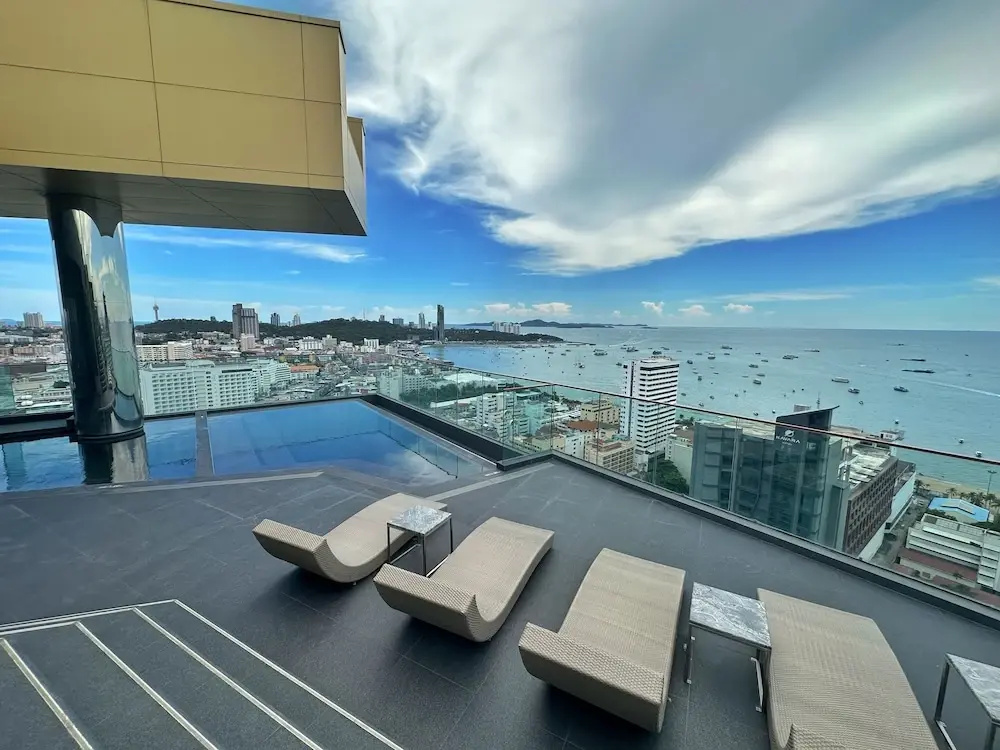 Foto - The Edge central pattaya