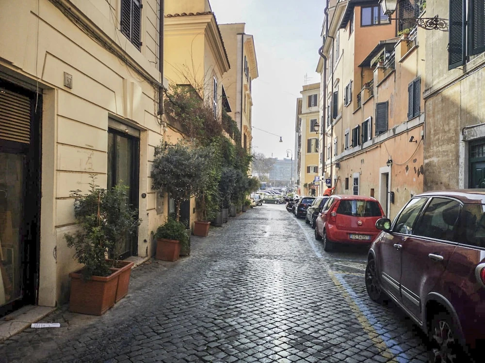 Photo - Flatinrome Trastevere Deluxe Rooms - Green Patio