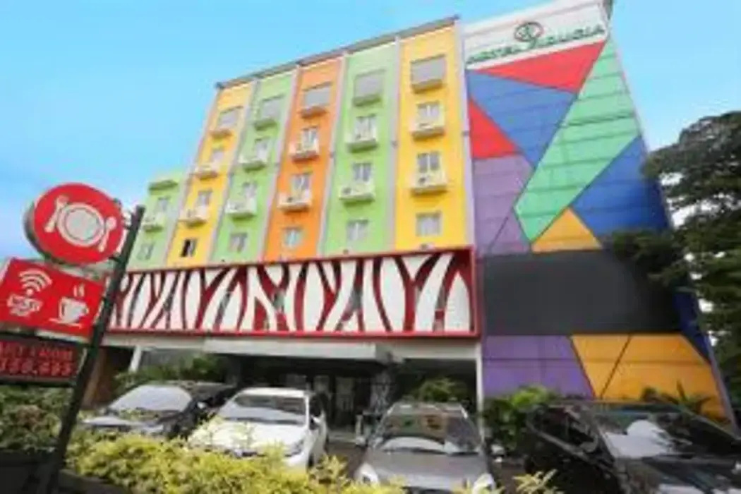 Foto - Super OYO Townhouse OAK Hotel Fiducia Pondok Gede