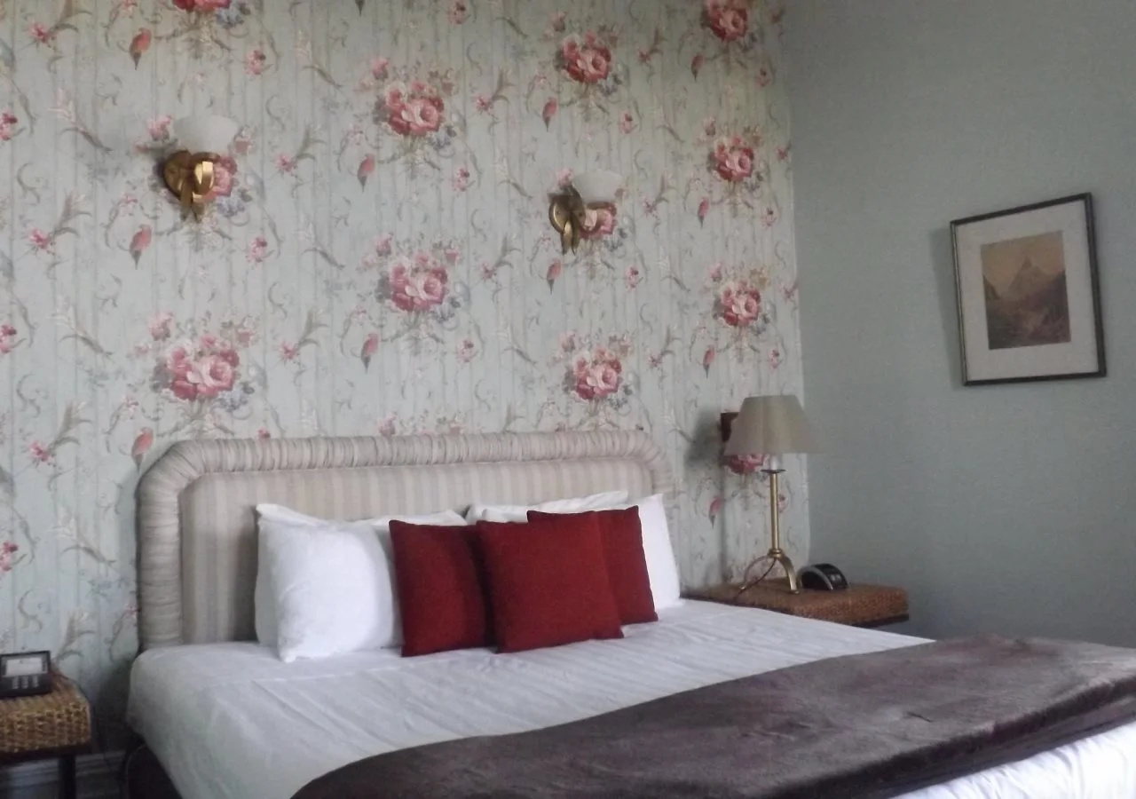Photo - The Esplanade Hotel