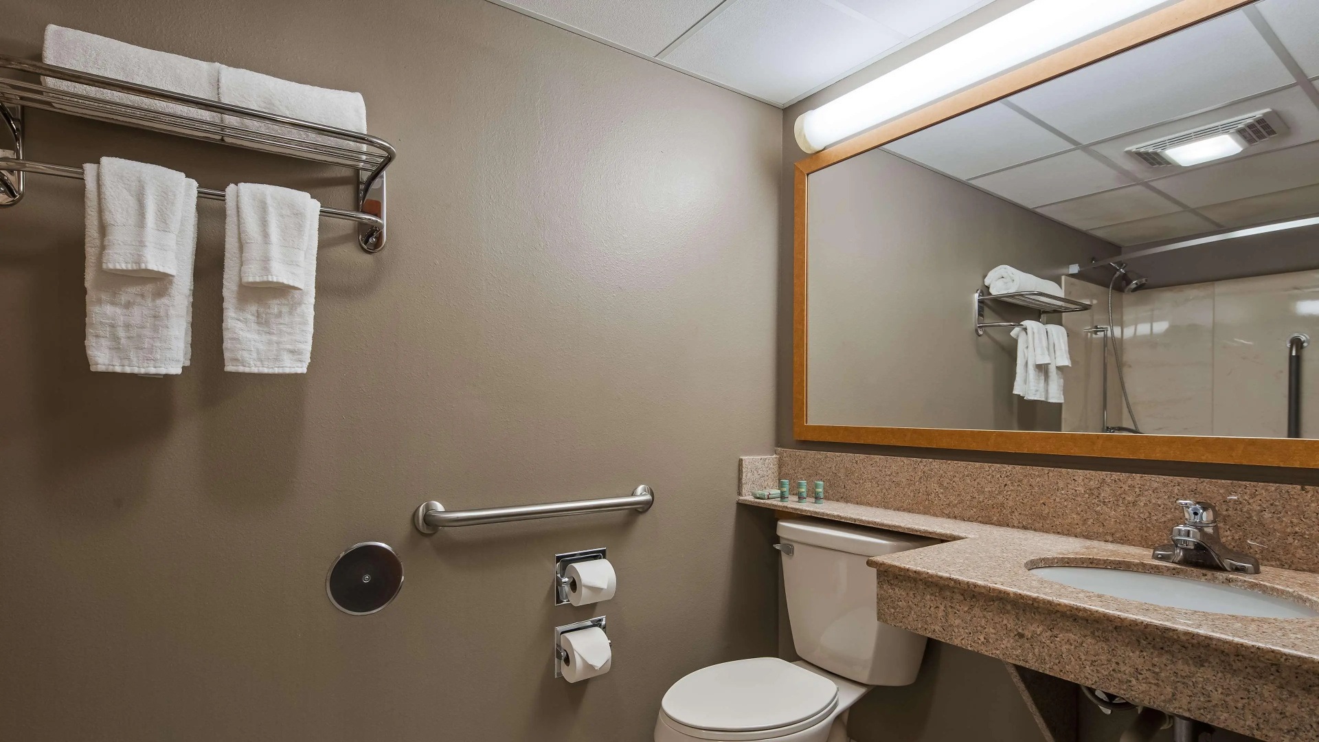 Foto - Best Western West Towne Suites