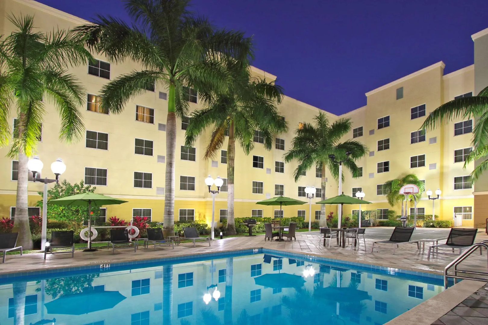 Foto - Homewood Suites by Hilton Miami Airport West