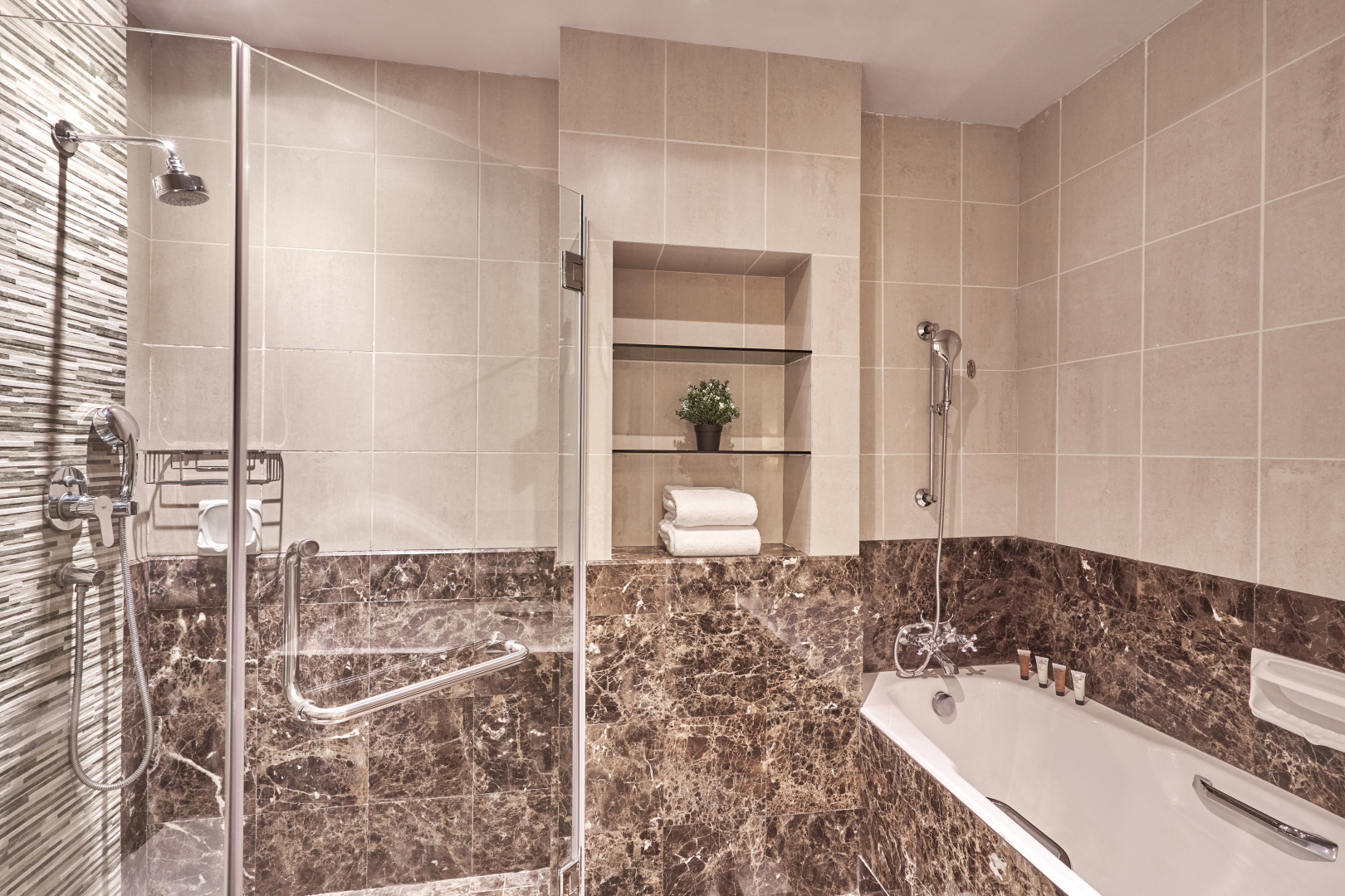 Photo - Adina Serviced Apartments Singapore Orchard