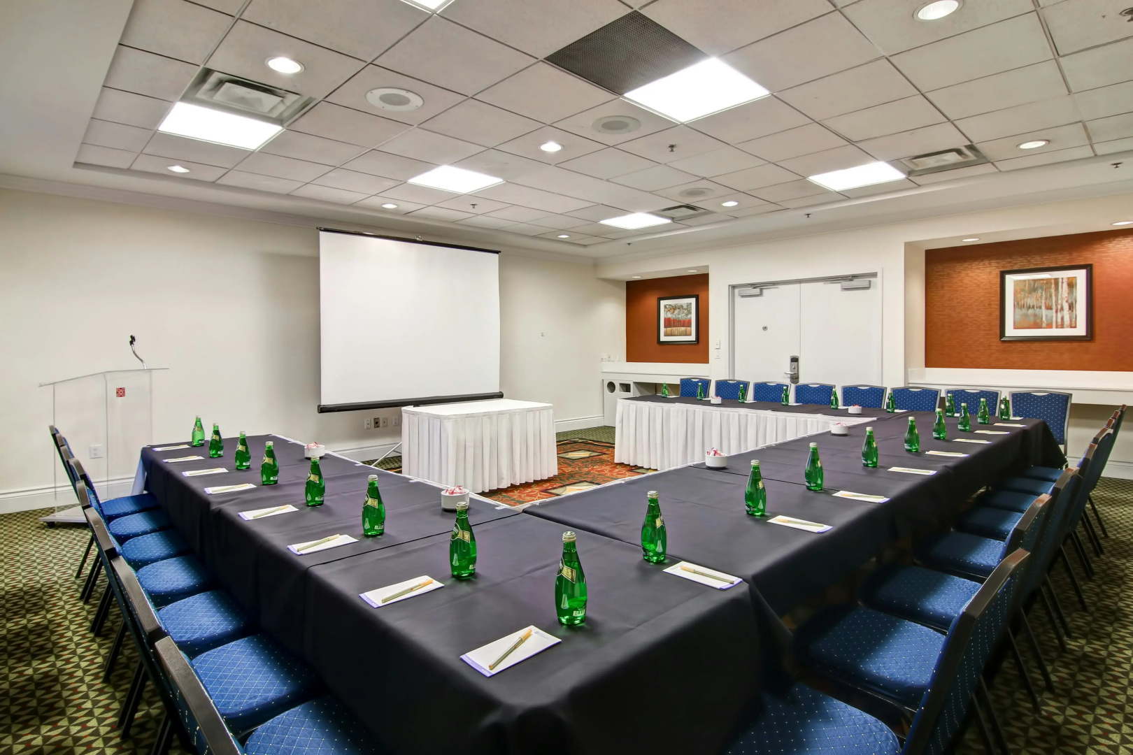 Photo - Hilton Garden Inn Toronto - Mississauga