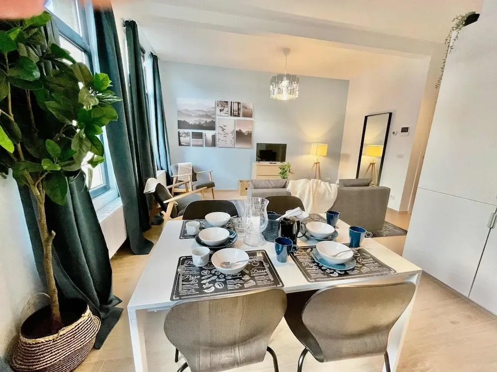 Photo - OneLuxStay near Fashion District