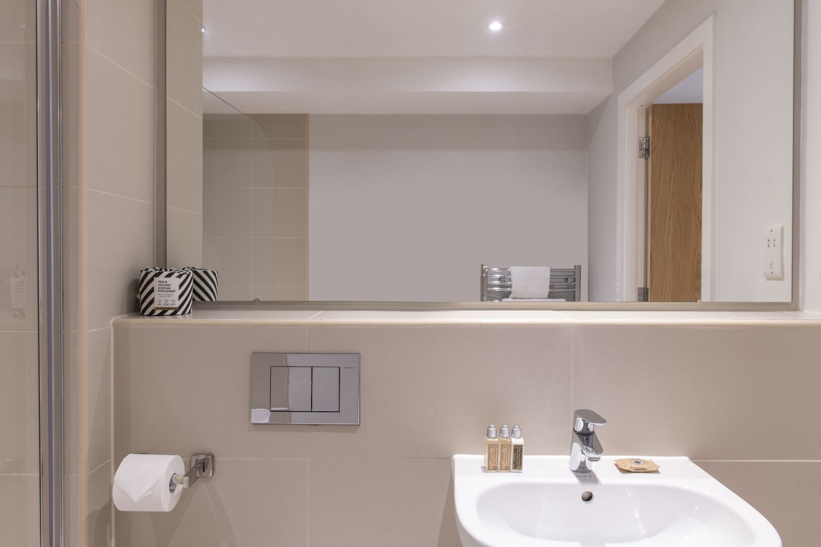 Photo - Cove Minshull Street