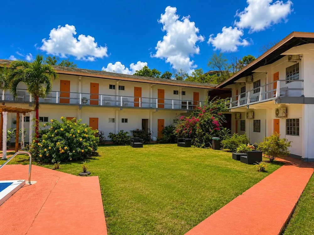 Foto - Point Salines Hotel