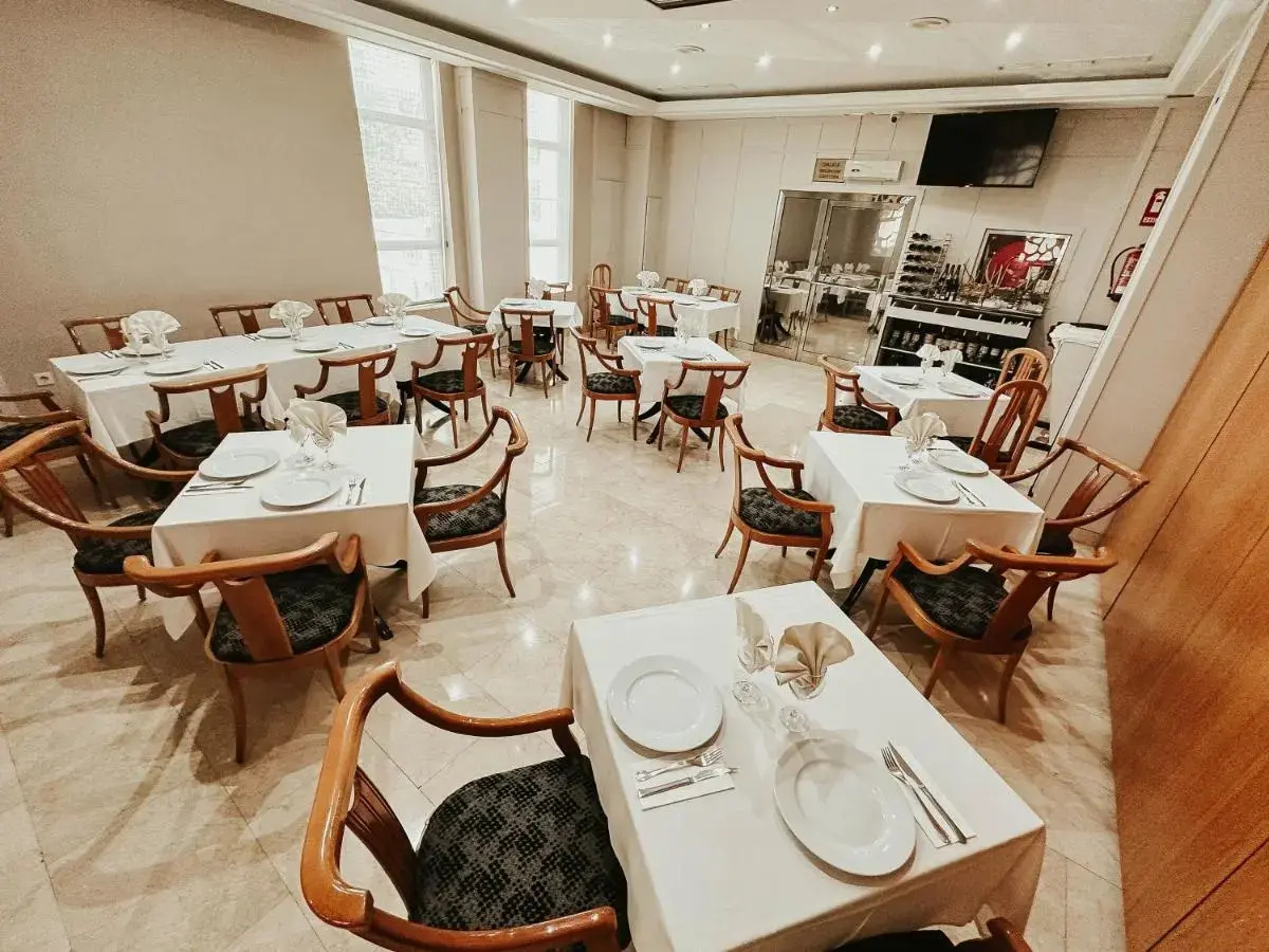 Photo - Hotel Avenida de España