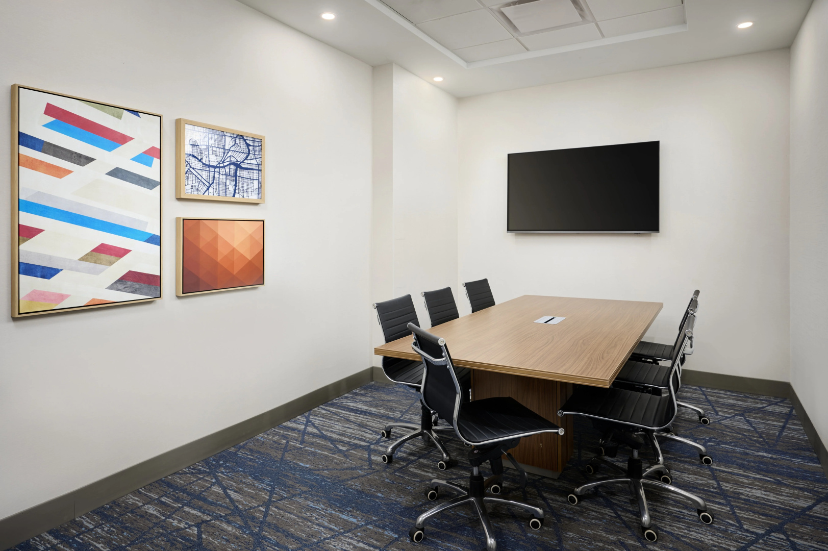 Photo - Holiday Inn Express Hamilton Upper James by IHG