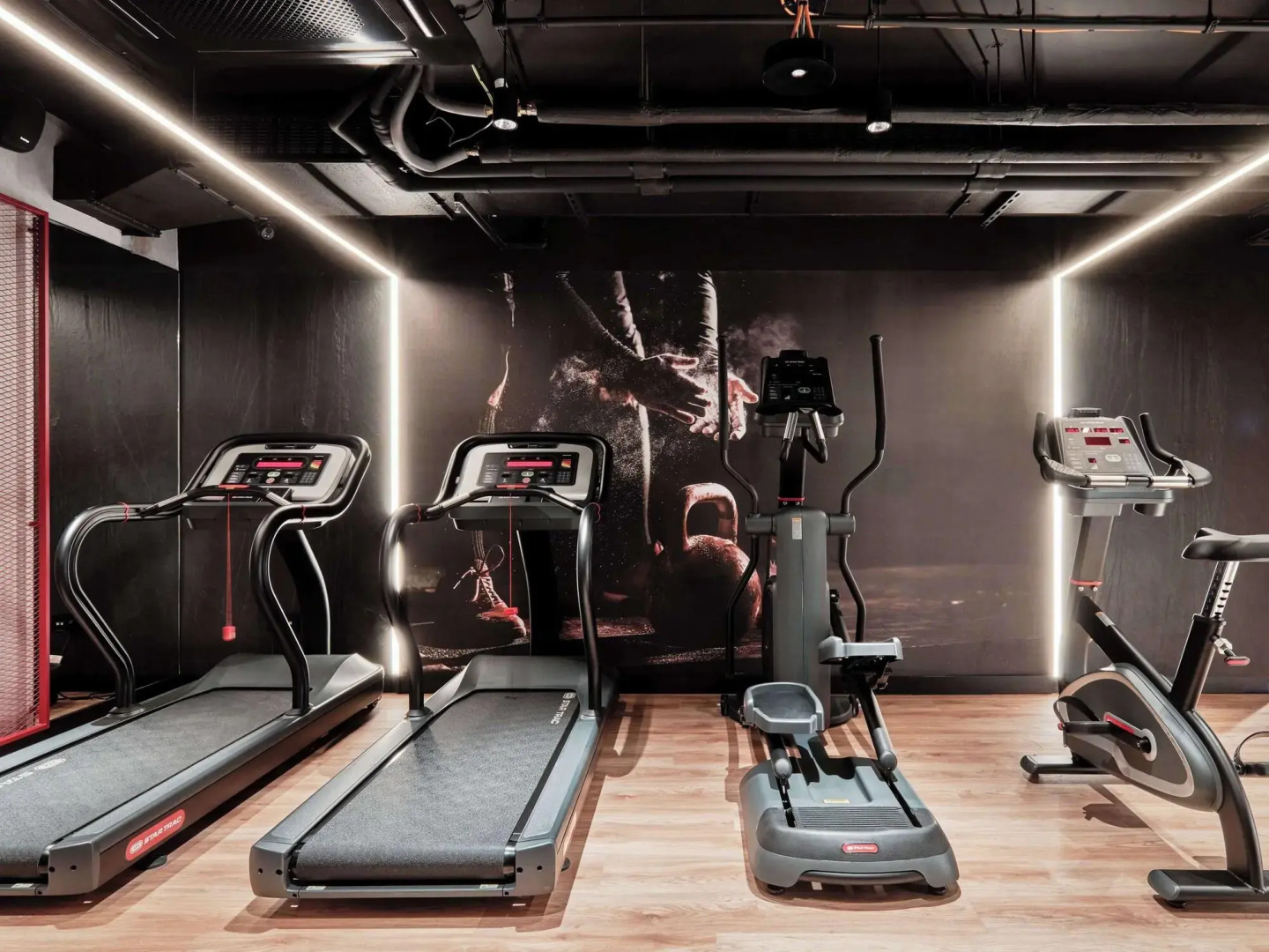 Foto - Radisson RED Hotel & Radisson RED Apartments, Kraków