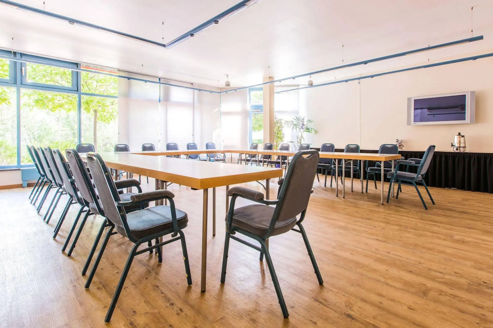 Photo - a&o Berlin Kolumbus