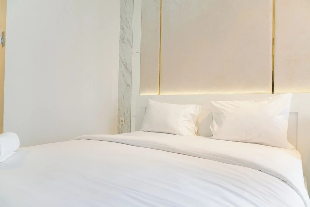 Modern Look And Nice Studio Transpark Bintaro Apartment