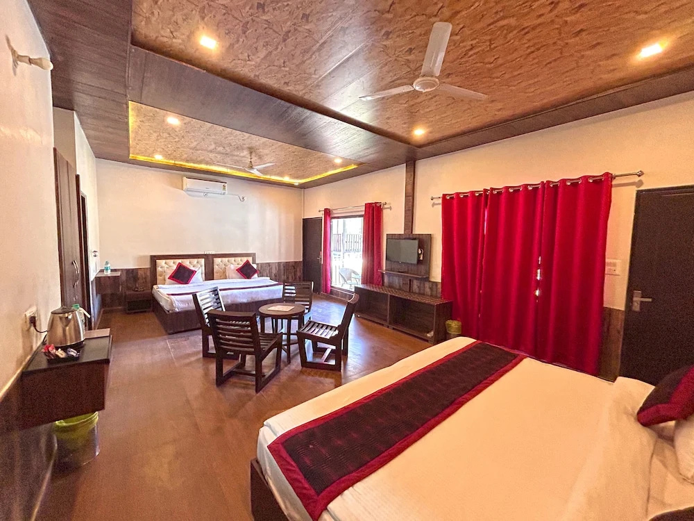 MJ River Resort By DLS Hotels
