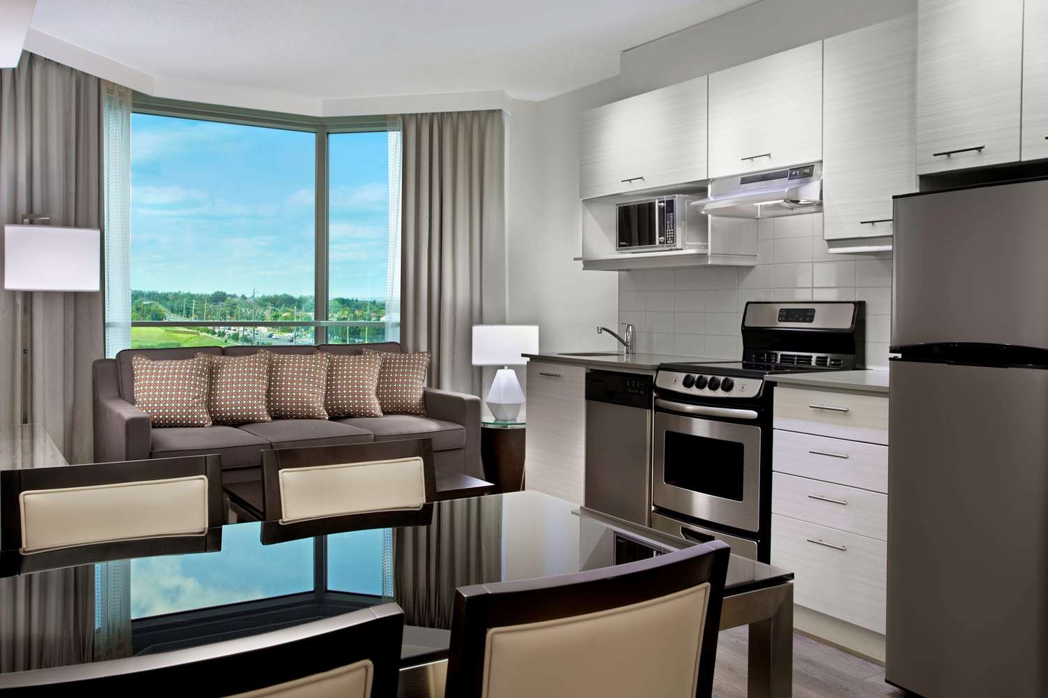 Photo - Hilton Toronto/Markham Suites Conference Centre & Spa