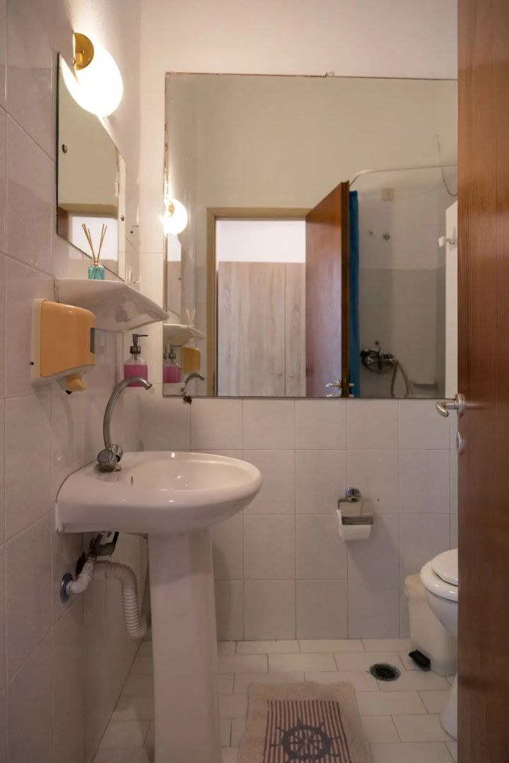 Photo - Wilde Rose Hotel